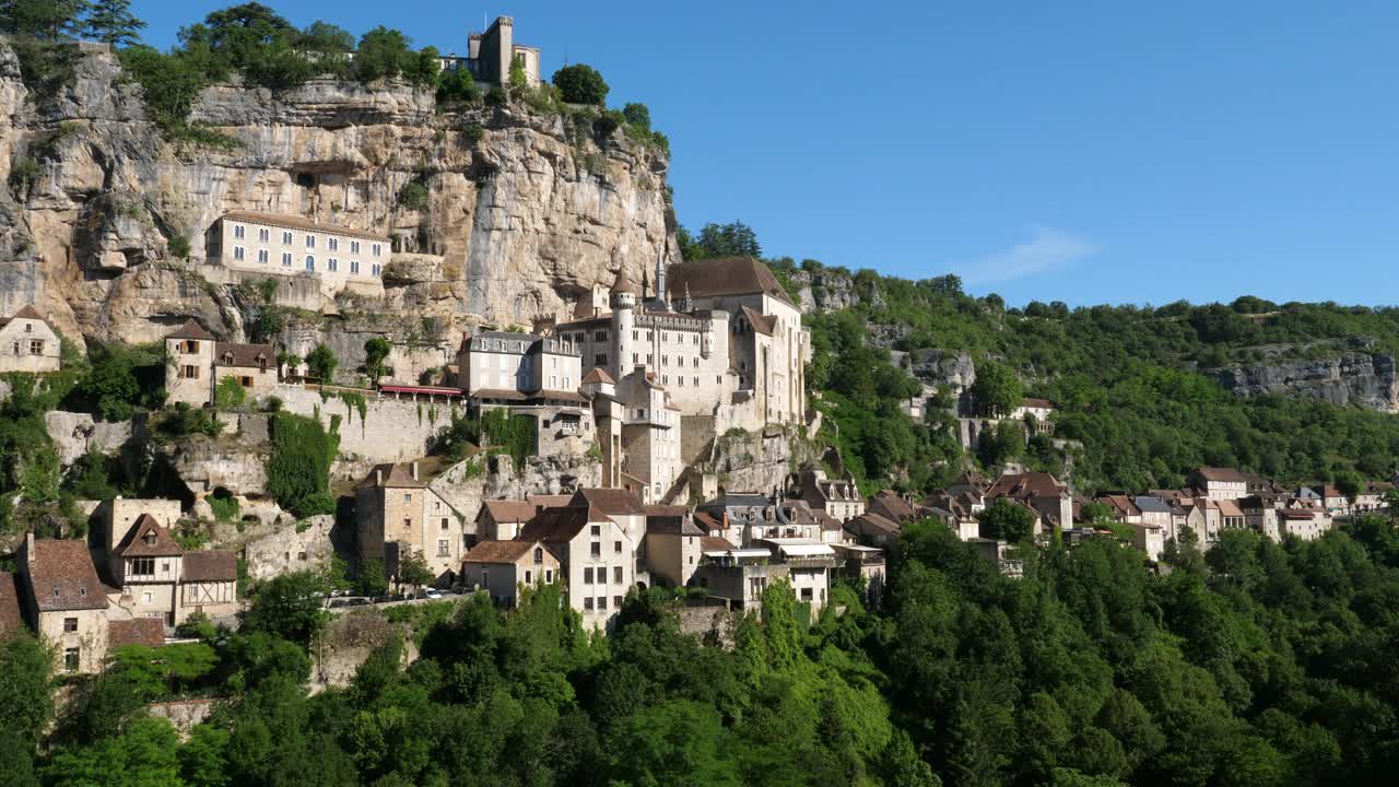 中世纪城市Rocamadour, Lot department，欧西塔尼，法国视频素材