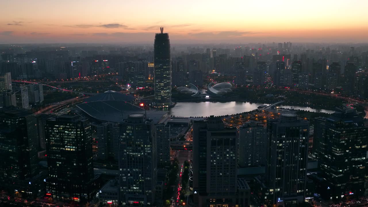 中国河南省郑州市天际线视频素材画面1