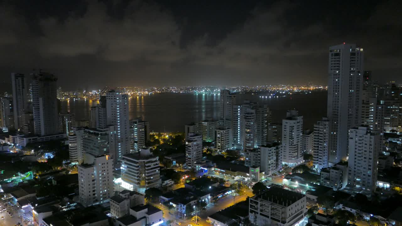 卡塔赫纳城市天际线夜晚哥伦比亚视频素材