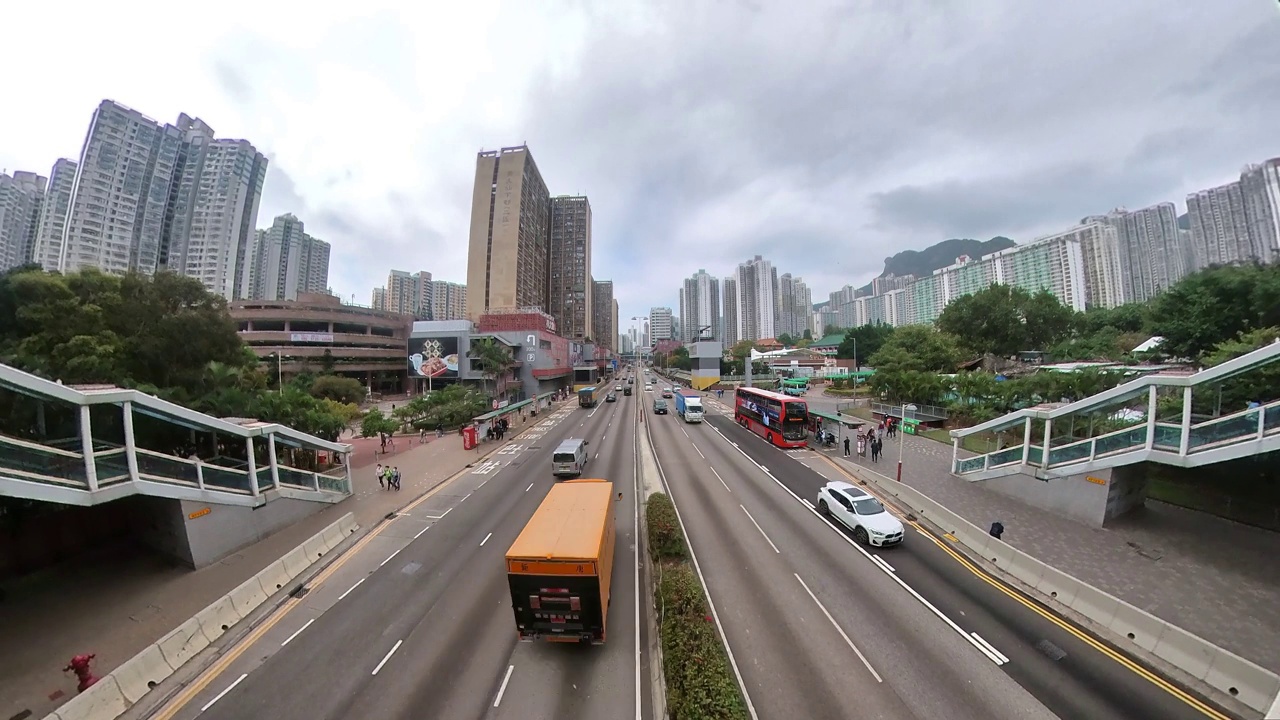 九龙黄大仙Lung张道俯视图。其中一条主要道路在九龙东。视频素材