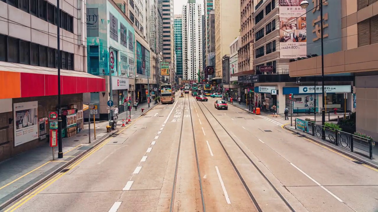 由移动的电车拍摄的香港市区景观视频素材