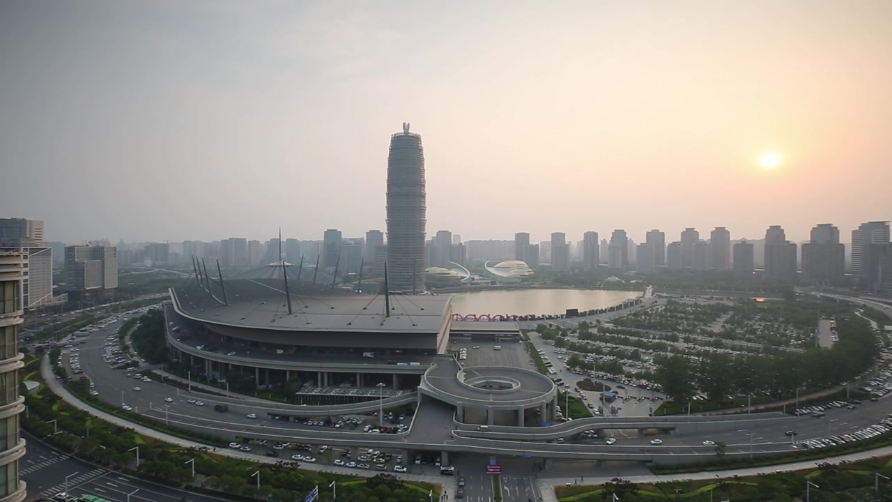 城市的新地标视频素材画面2
