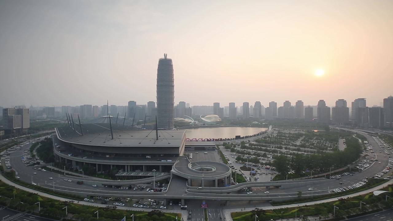 城市的新地标视频素材画面3