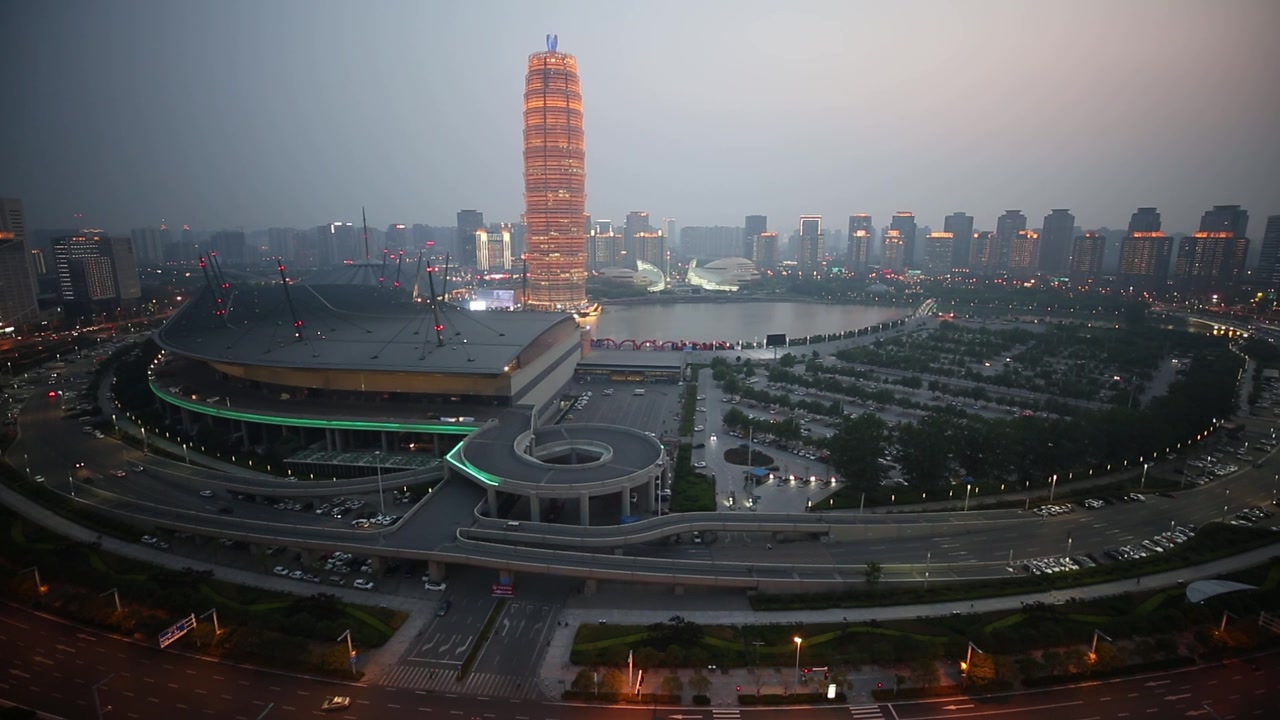 城市的新地标视频素材画面4