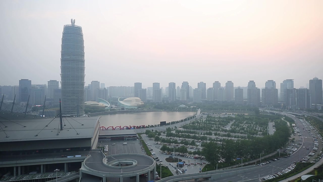 城市的新地标视频素材画面4