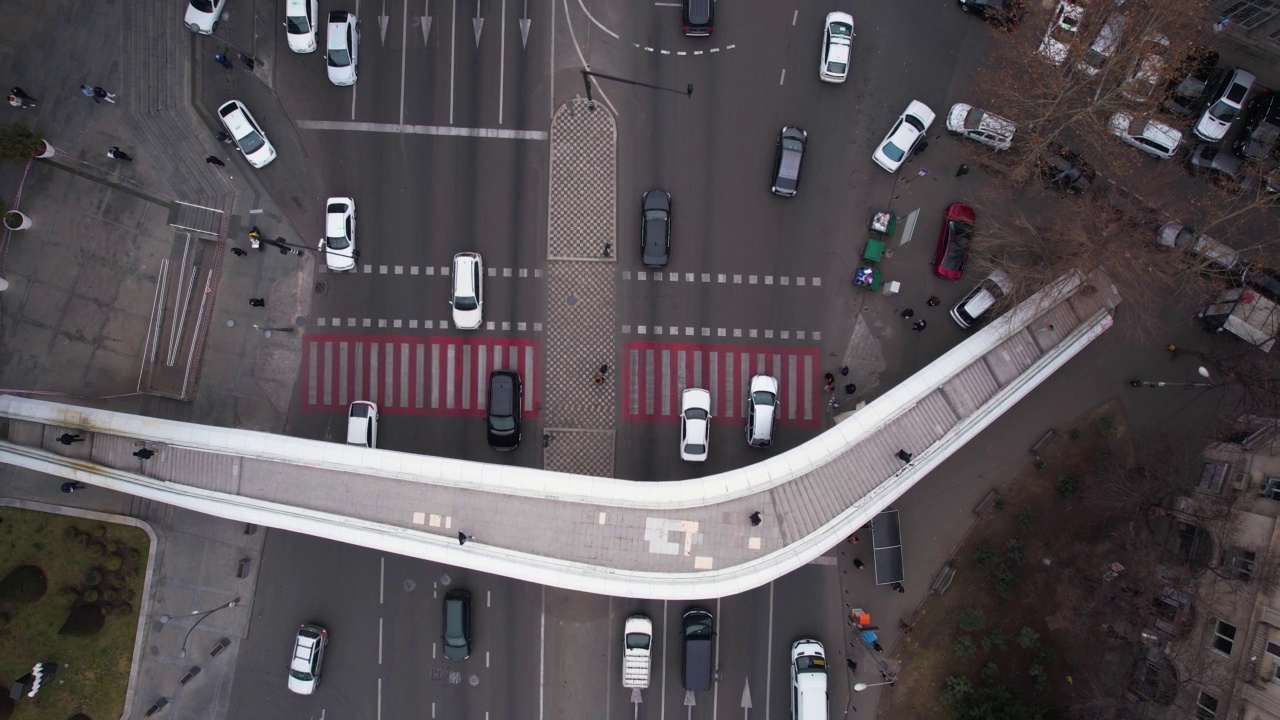 交通和十字路桥架空视频素材