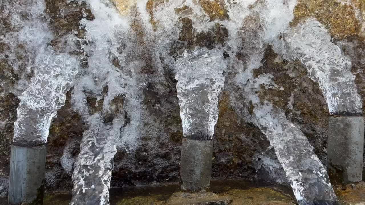 天然泉水视频素材