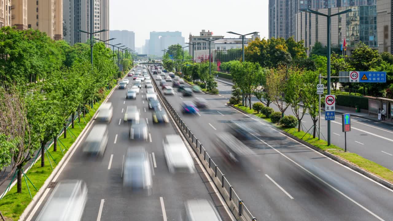 城市高速公路上的交通延时视频素材