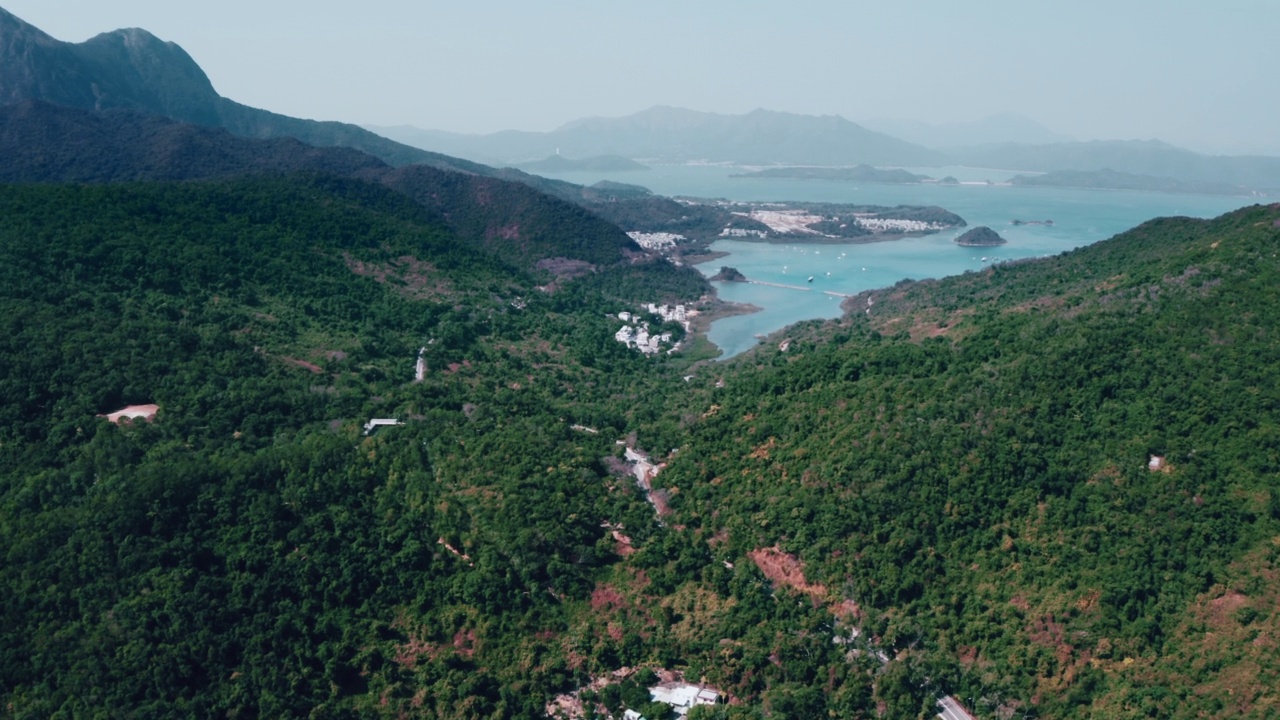 无人机拍摄的香港山峰视频素材