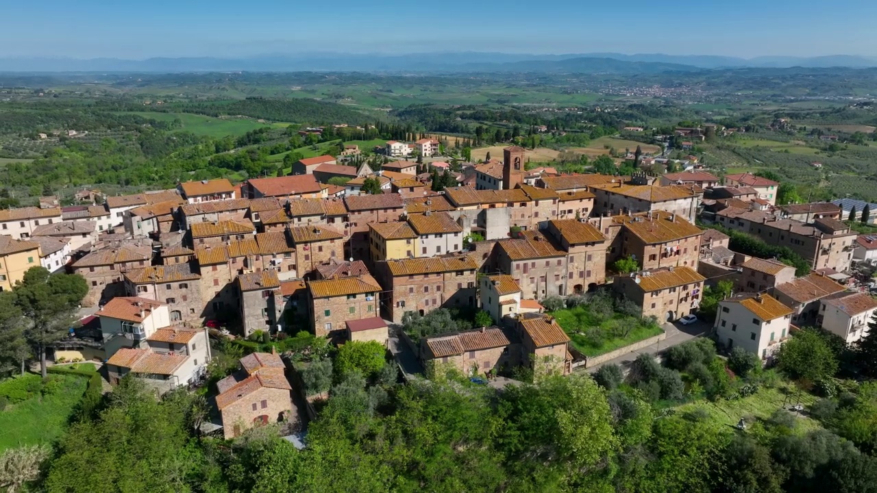 意大利托斯卡纳的Gambassi Terme村视频素材