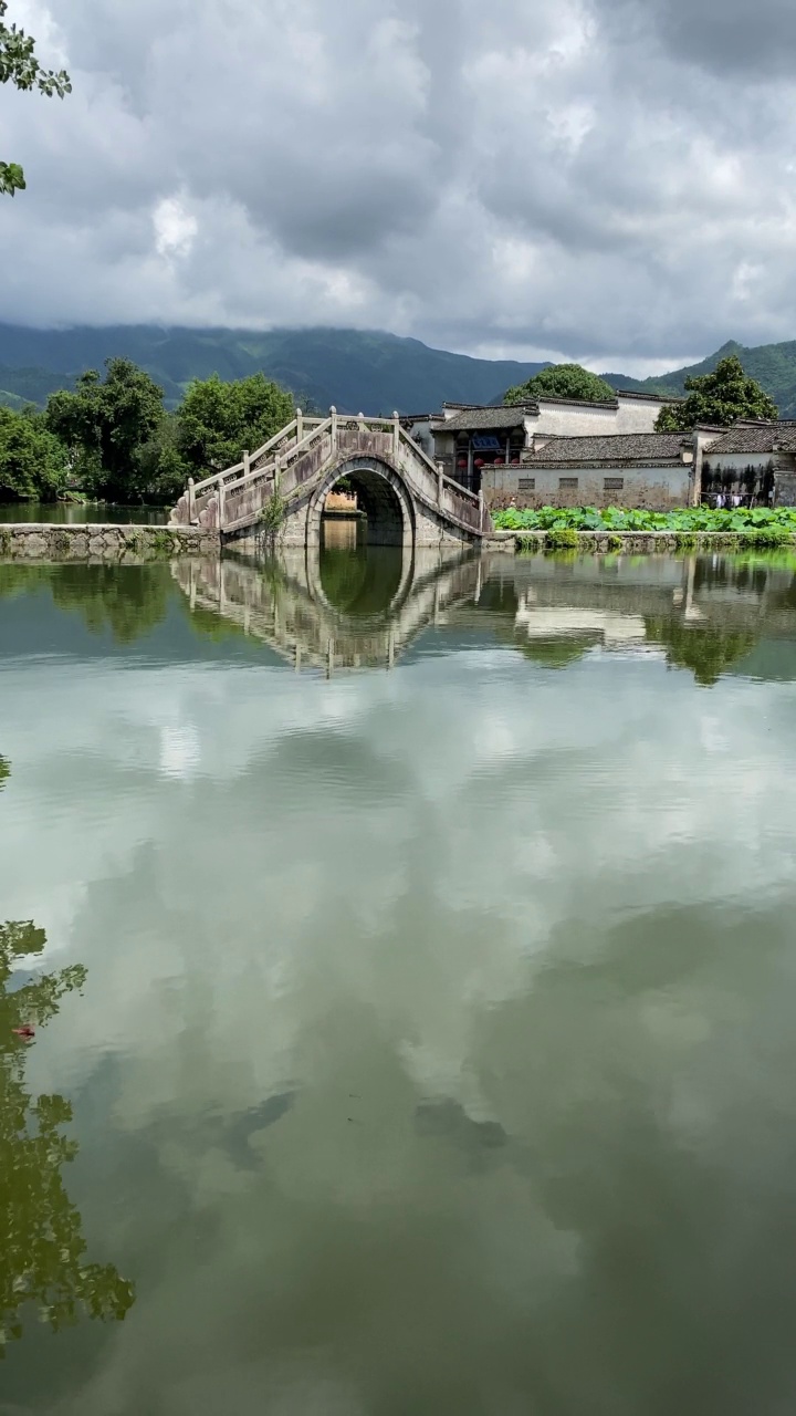 中国安徽黄山宏村，古村落视频素材