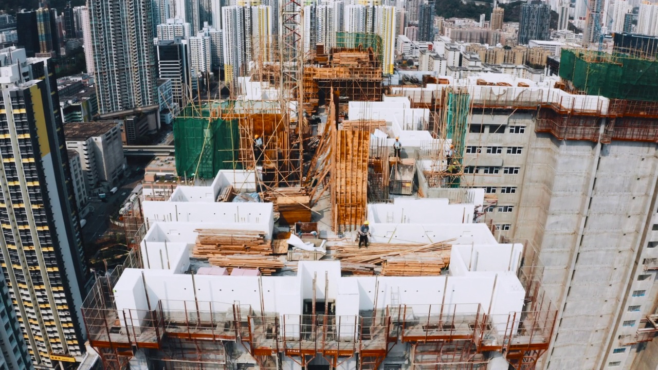 香港的工业建筑起重机及建筑工程视频素材