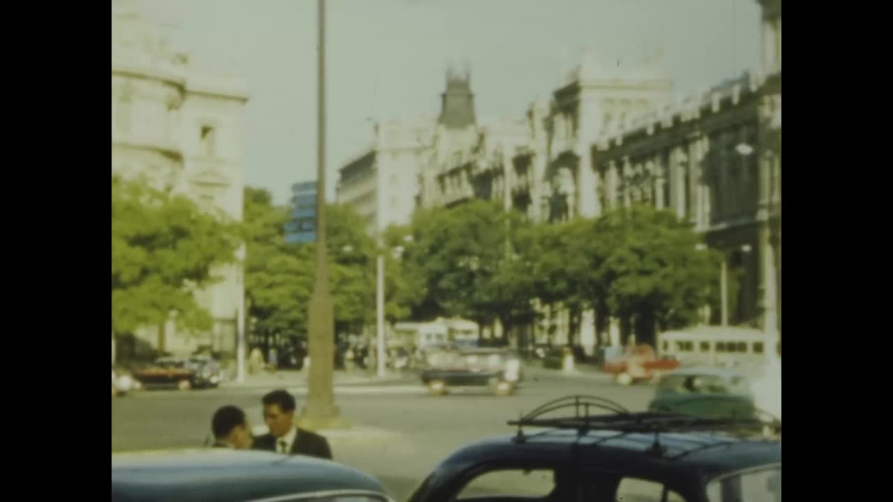 西班牙1958年，马德里50年代的城市景观视频素材