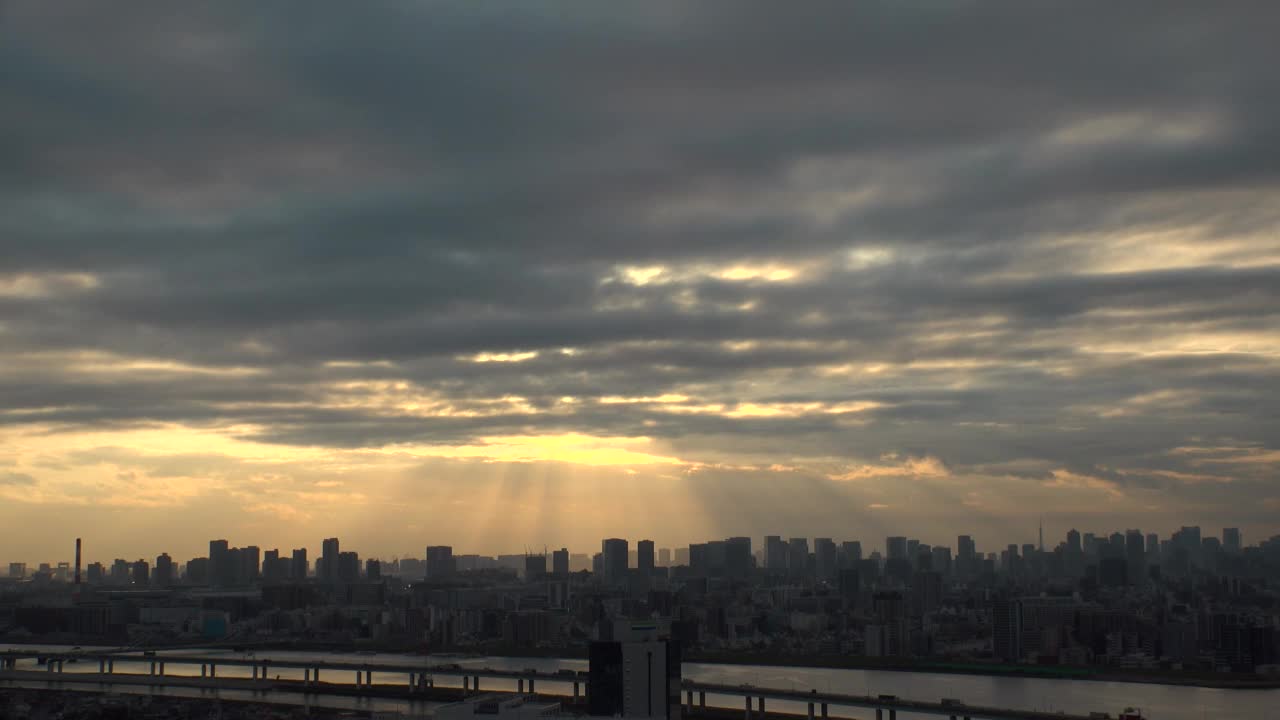 日本东京城市景观的日出或日落。视频素材