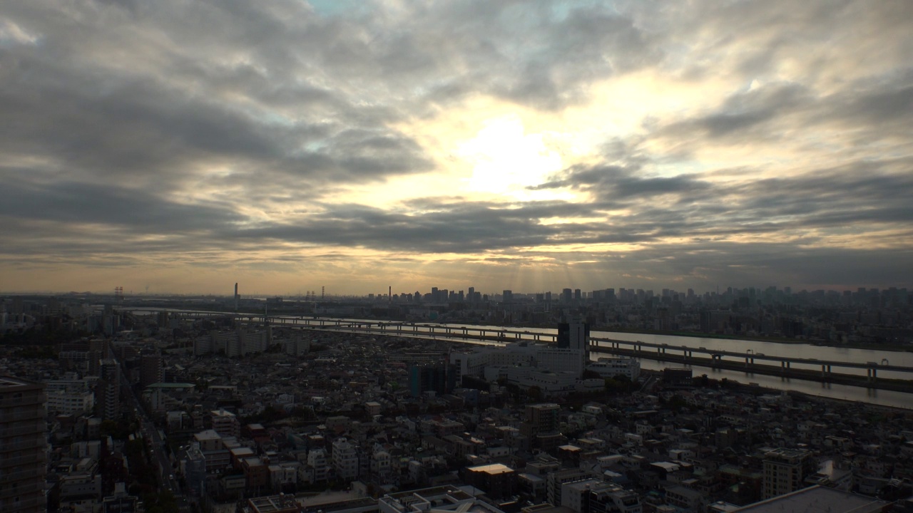 日本东京城市景观的日出或日落。视频素材