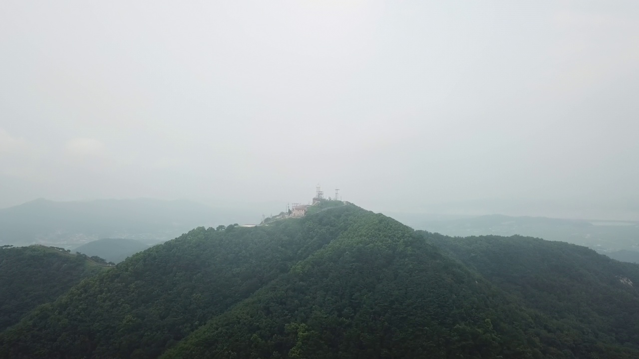 江华郡江华岛附近的山顶，韩国仁川视频素材