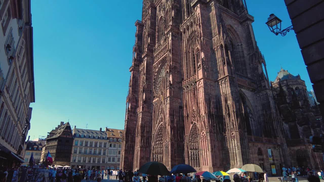 法国斯特拉斯堡的大教堂视频素材