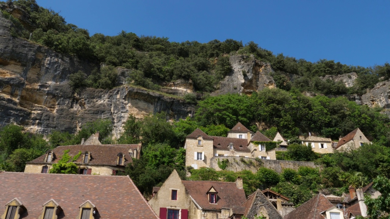 La Roque gagageac，多尔多涅区，新阿基坦，法国视频素材