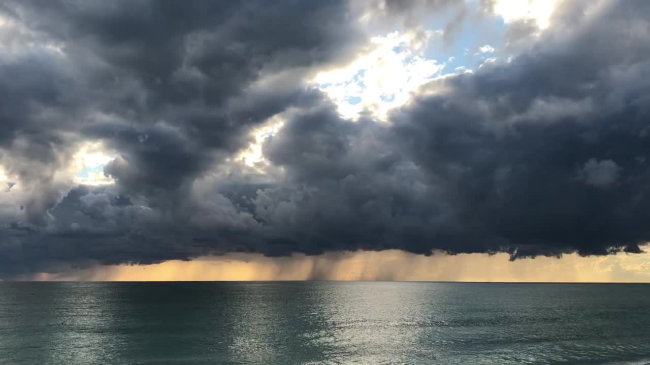 海上雷雨视频下载