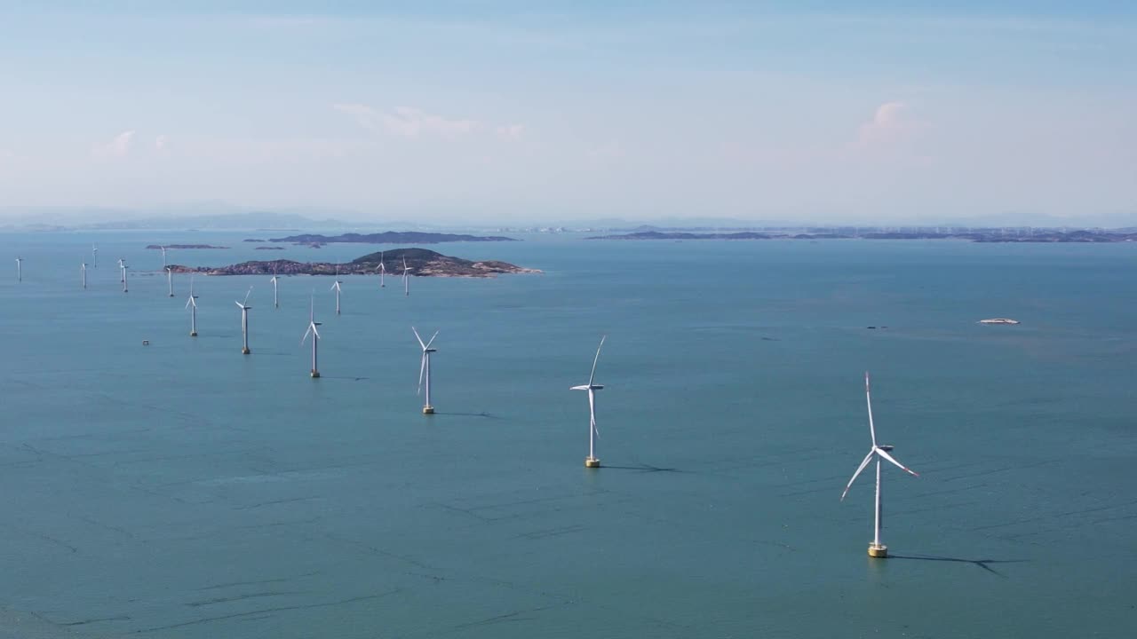 海上风电场鸟瞰图视频素材