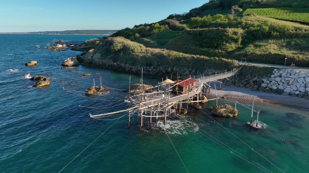 Costa dei Trabocchi，区域自然公园，阿布鲁佐，意大利视频素材