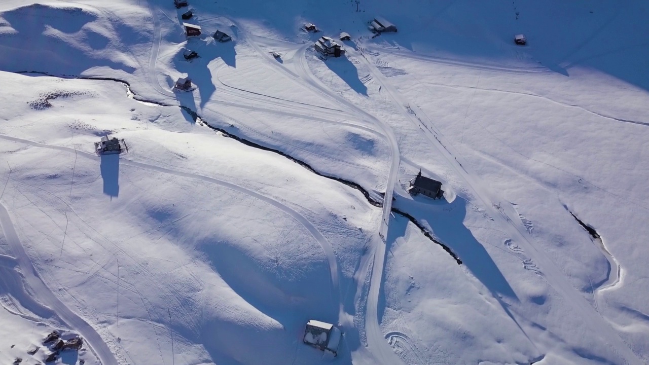 瑞士奥瓦尔登滑雪场鸟瞰图视频素材