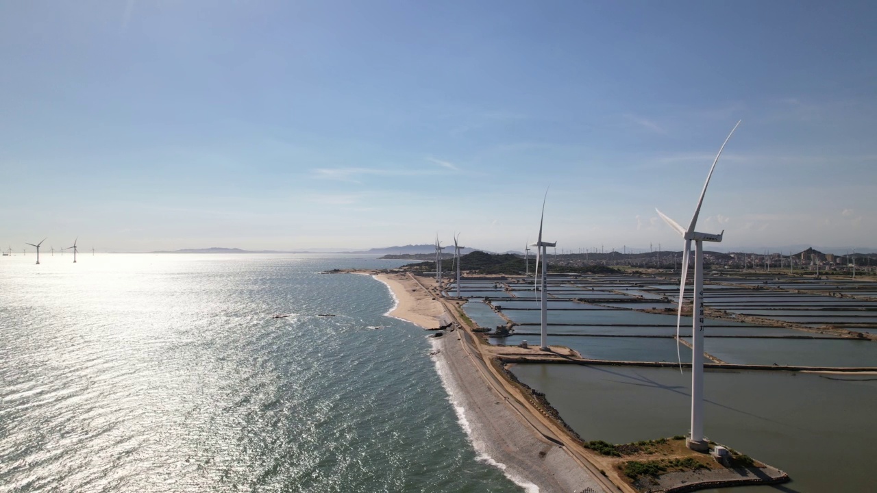 海上风电场鸟瞰图视频素材