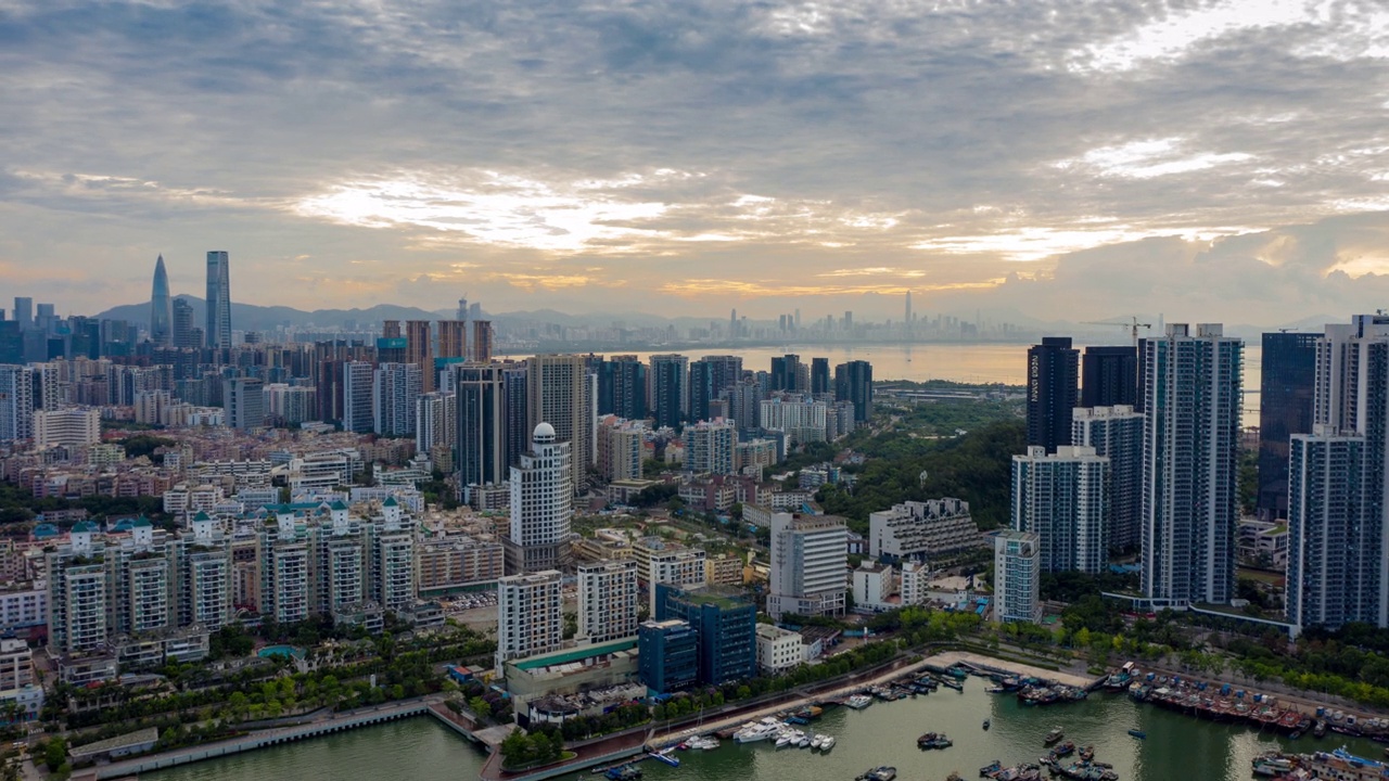 深圳蛇口的城市景观鸟瞰图视频下载