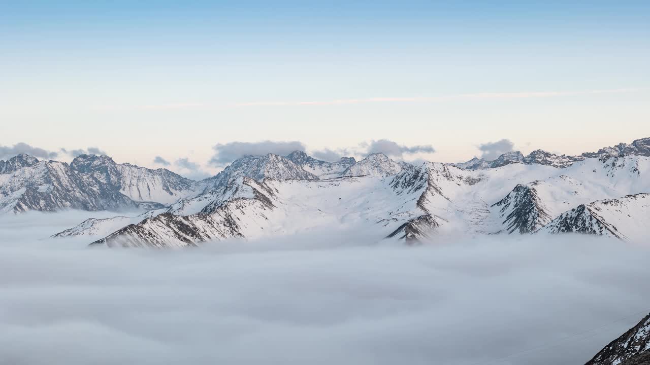 时光流逝的四川巴郎山雪山景象视频下载