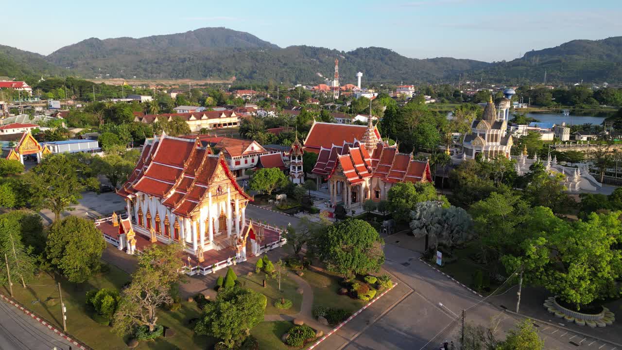 泰国普吉岛泰国佛寺查龙寺视频素材