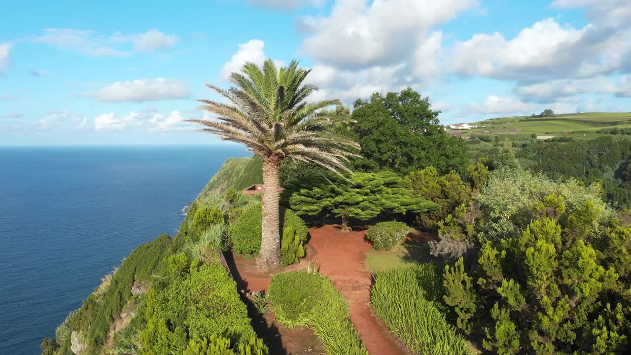 Aerial View of Majestic Coastline on São Miguel Island in the Azores视频素材