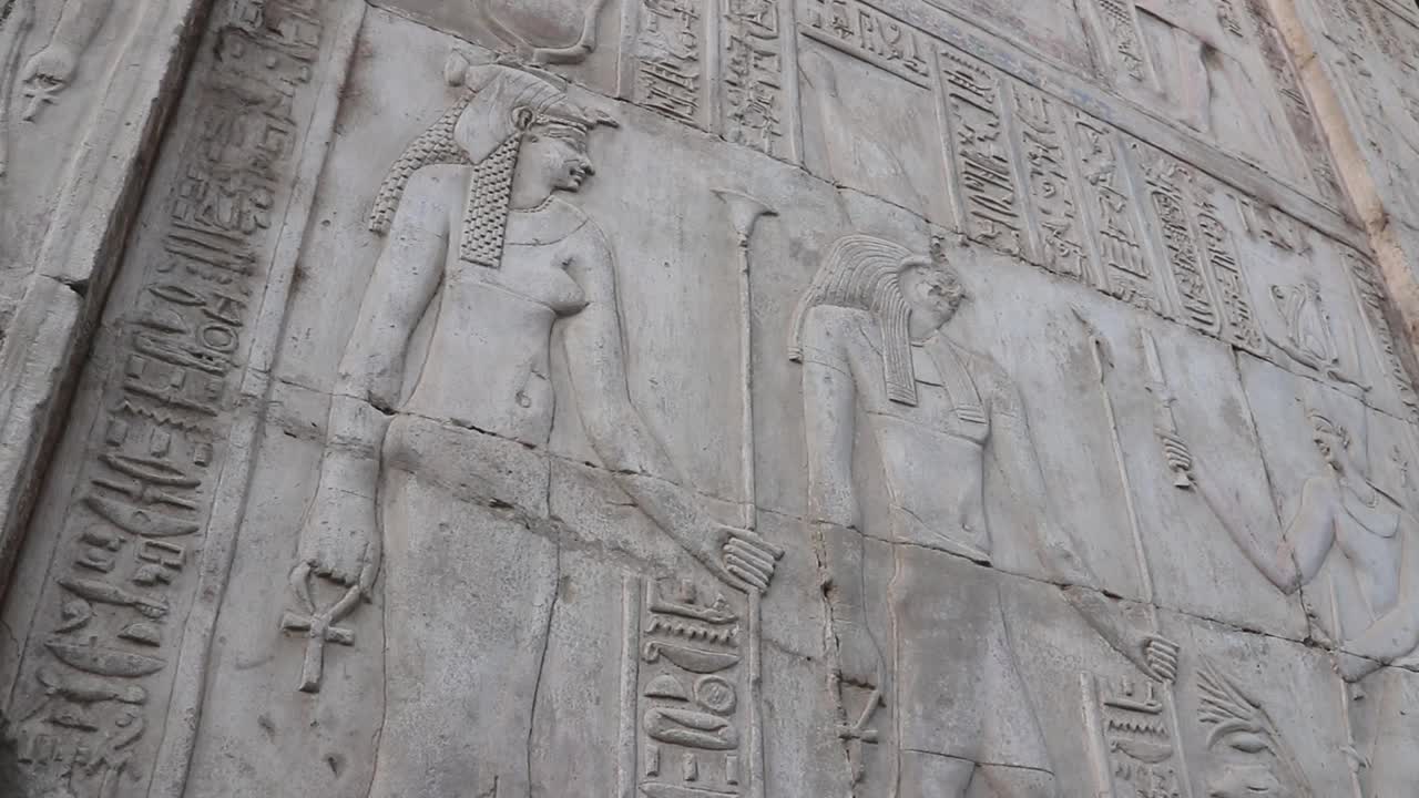 Sobek浮雕，Kom Ombo神庙，埃及视频素材