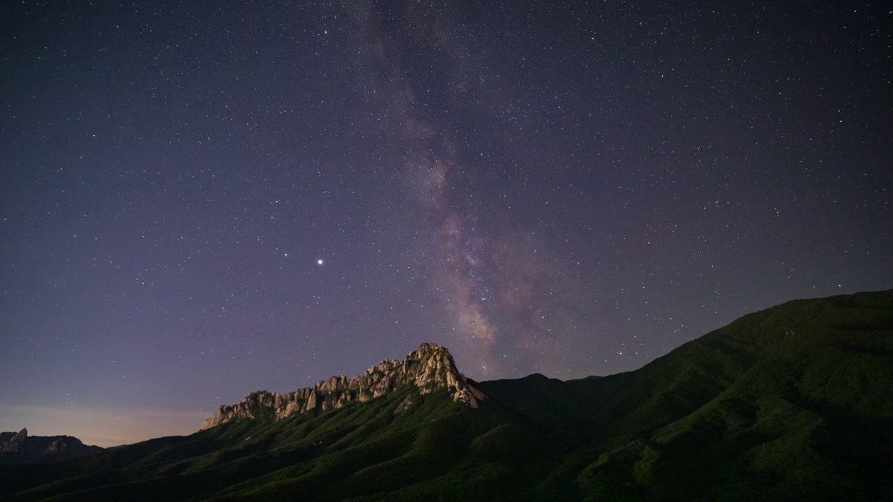 雪岳山和星系/江原道，韩国视频素材画面4