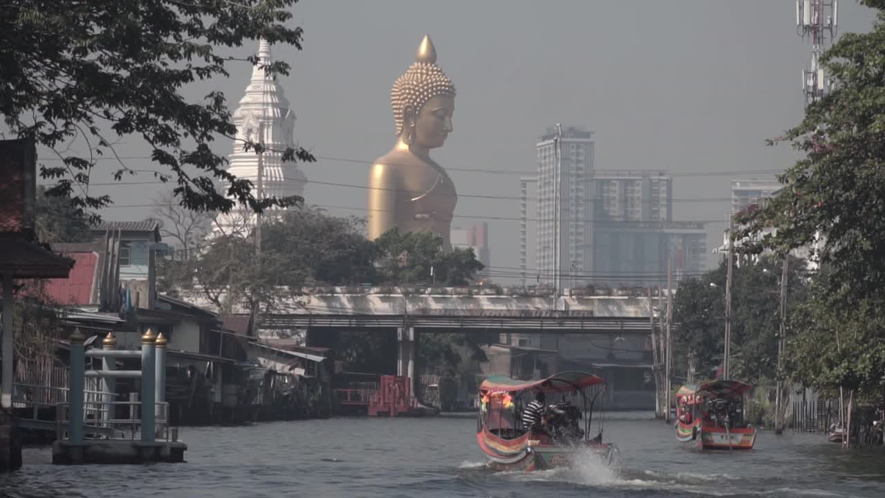 泰国曼谷巴南寺的大佛视频素材