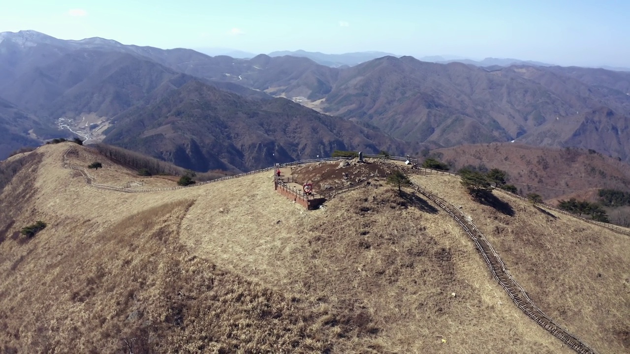 韩国江原道旌善郡明东山的顶级风景视频素材