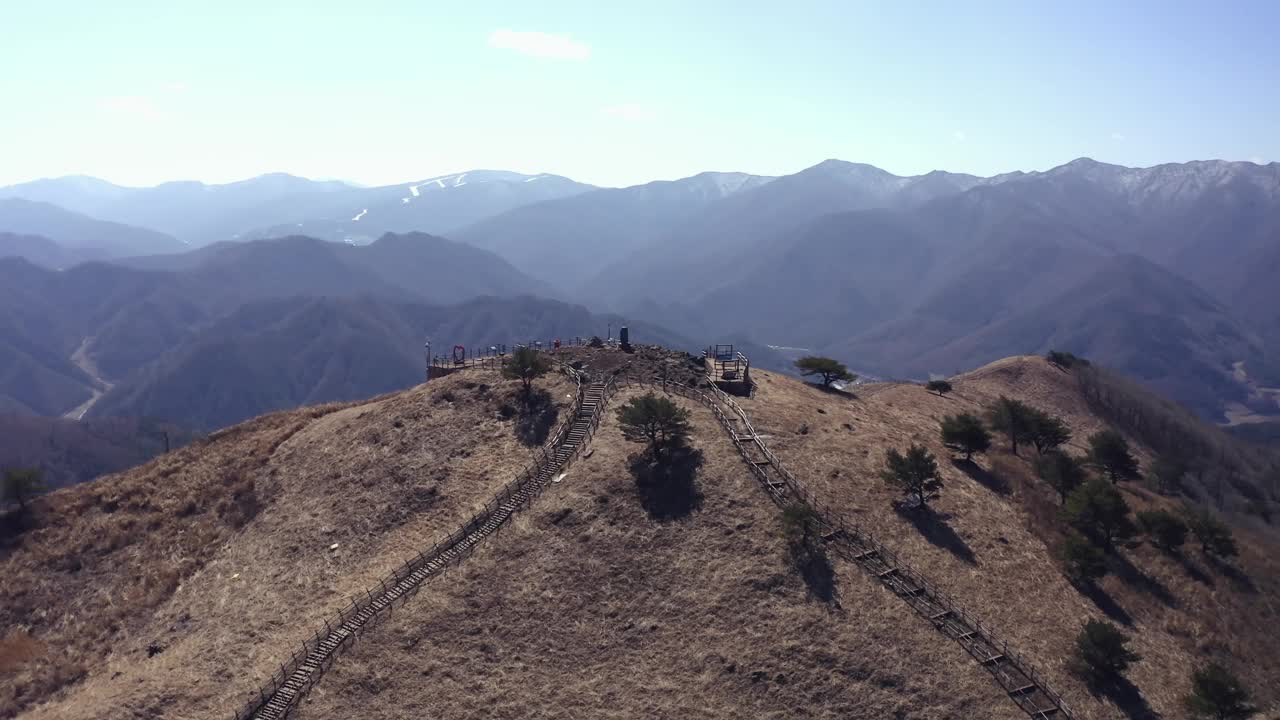 韩国江原道旌善郡明东山的顶级风景视频素材