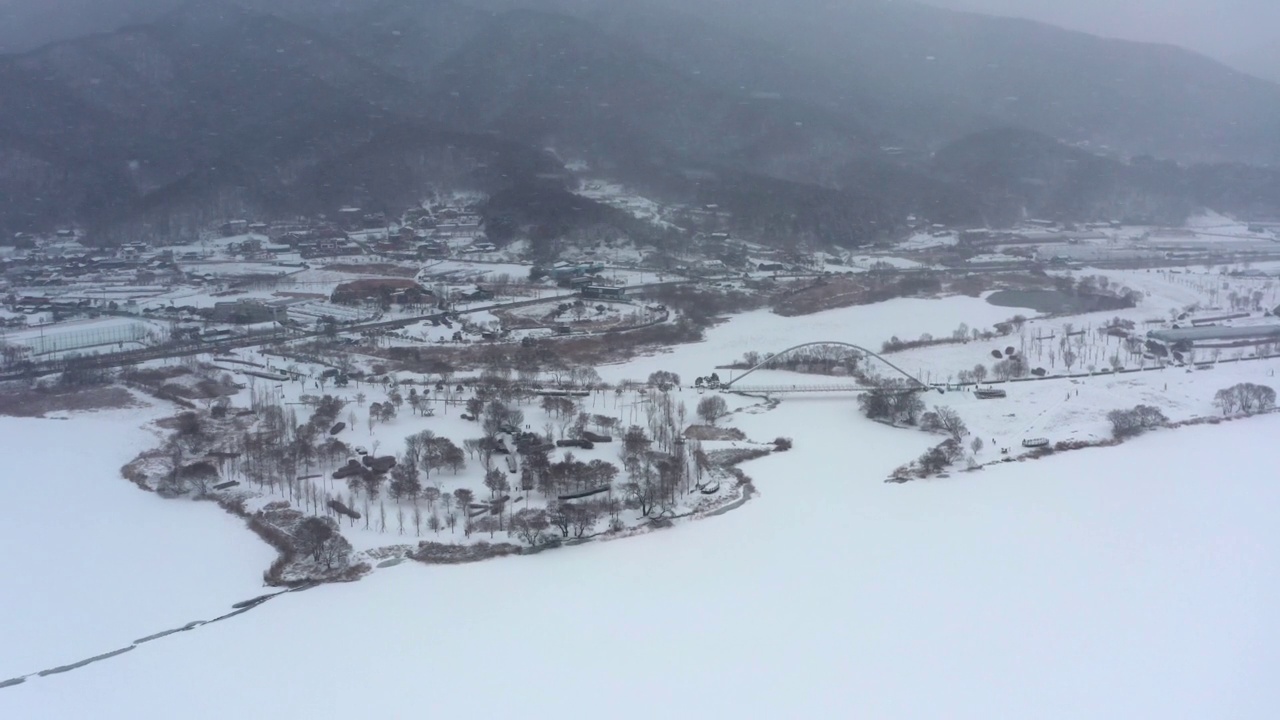 冬季的水花园和北江江周围的风景/韩国京畿道南杨州市视频素材