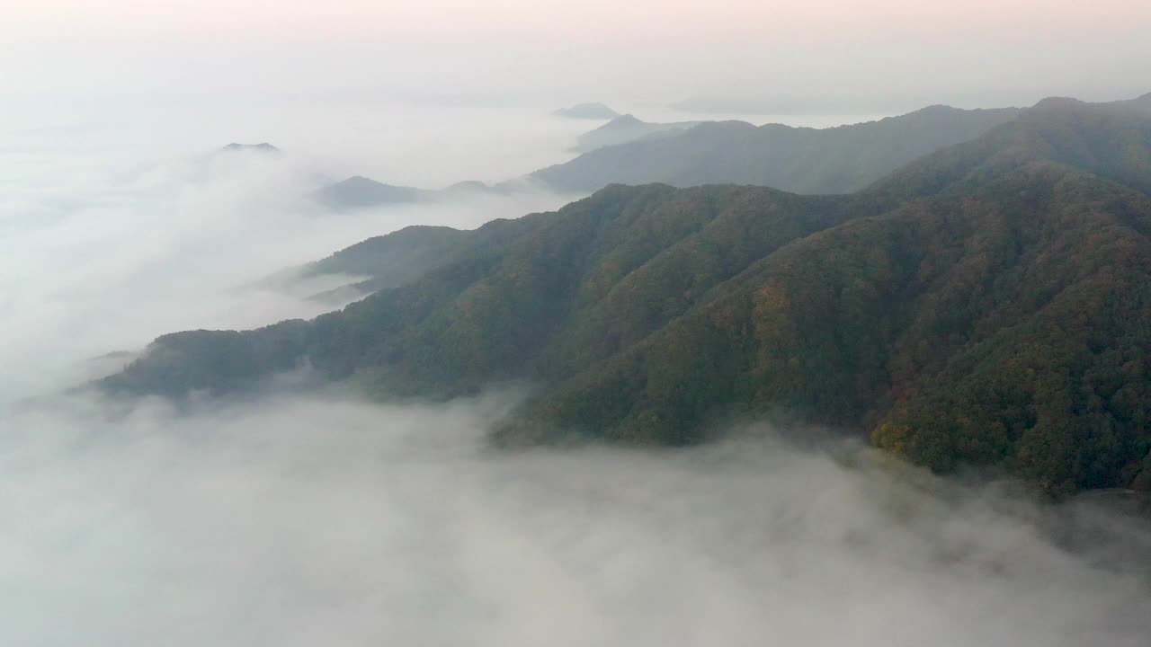 自然风景-云海/加平郡，京畿道，韩国视频素材