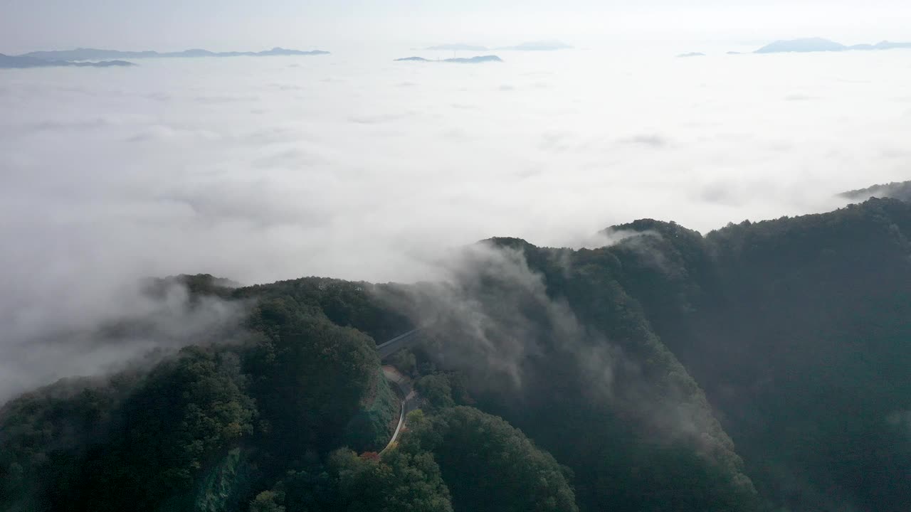 自然风景-云海/加平郡，京畿道，韩国视频素材