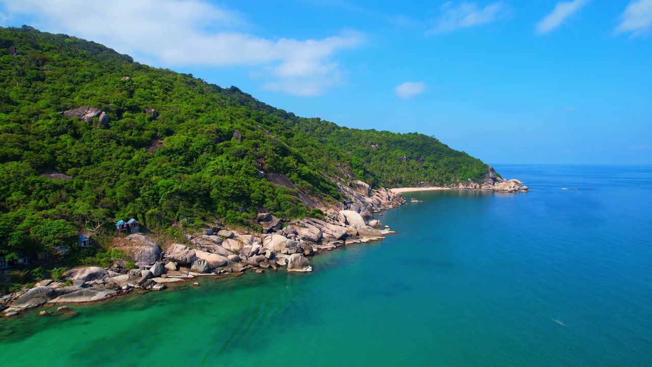 夏天美丽的海滩和大海视频素材