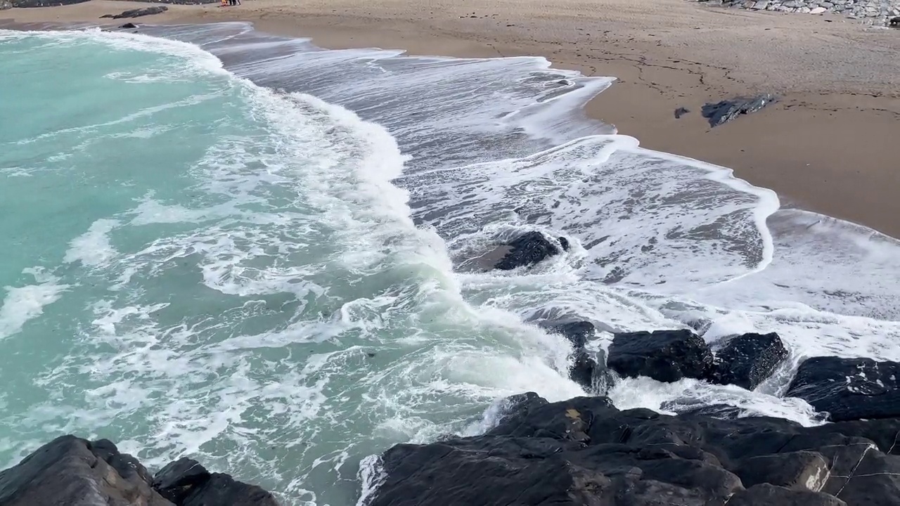 比斯开湾沿岸的海滩视频素材