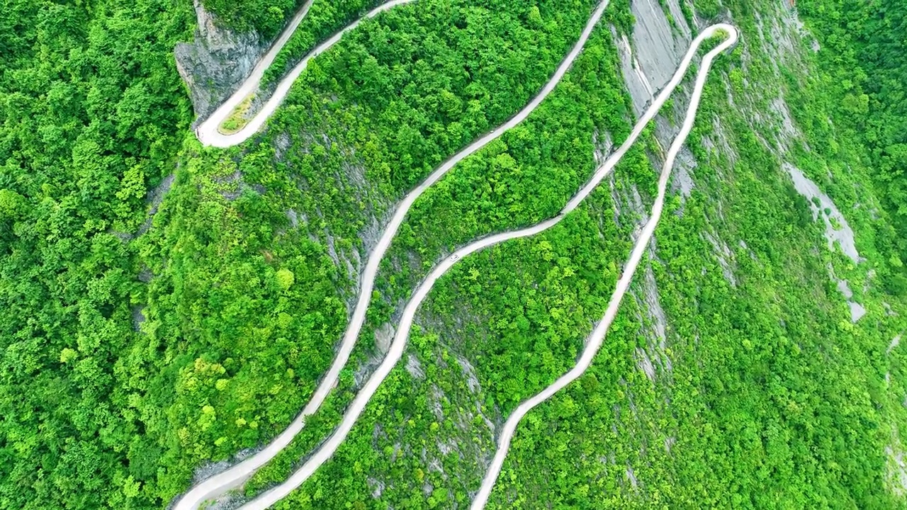 山路蜿蜒视频素材