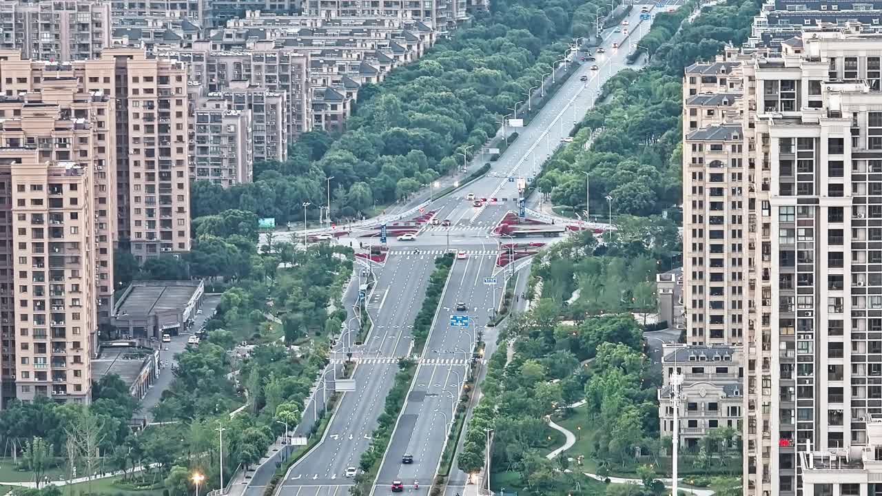 中国日落时的天空景观和城市天际线视频素材