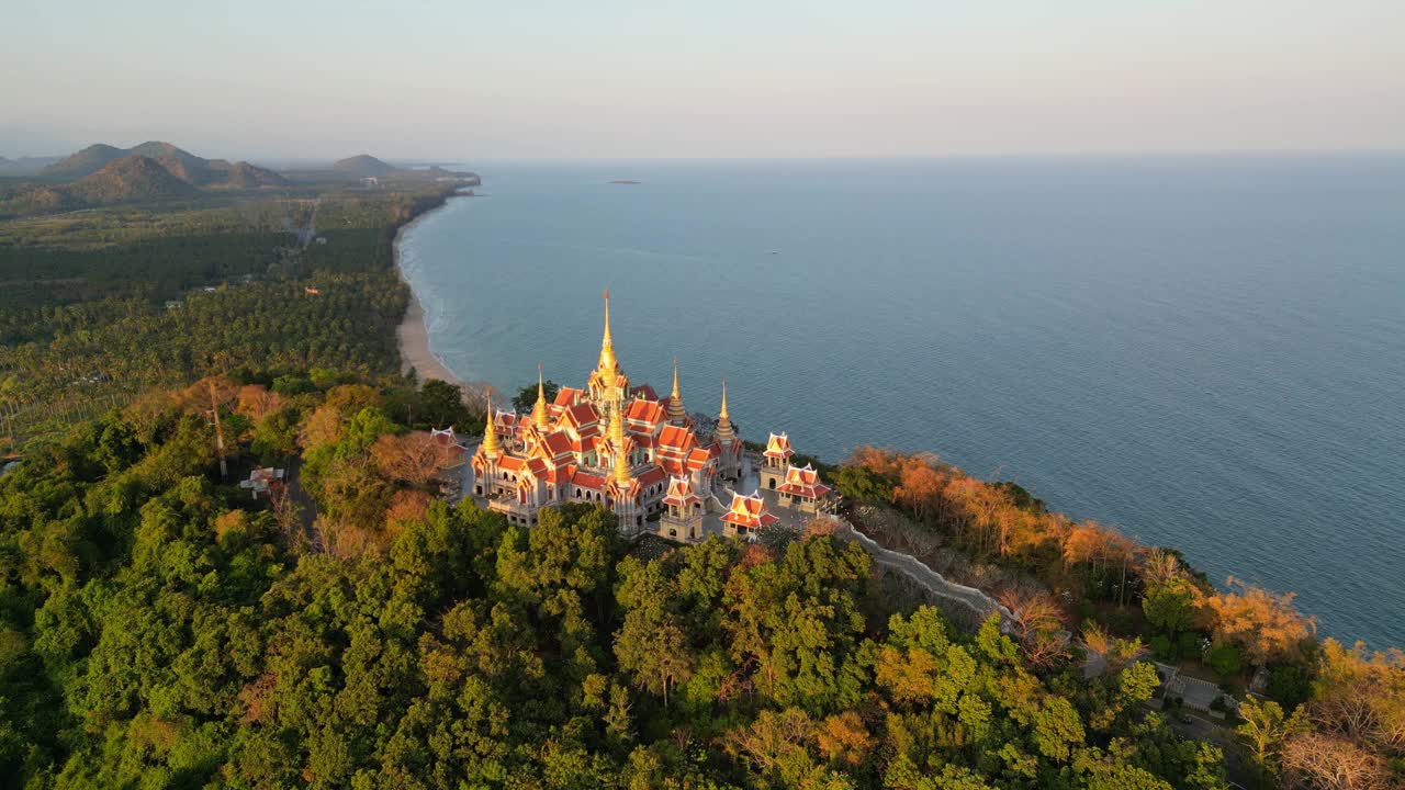 Wat Tang Sai Prachuap Khiri Khan泰国视频素材