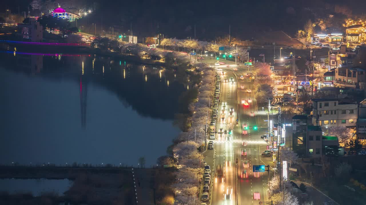 墨旺湖，墨旺水库，春天和樱花的夜晚/始兴市，京畿道，韩国视频素材