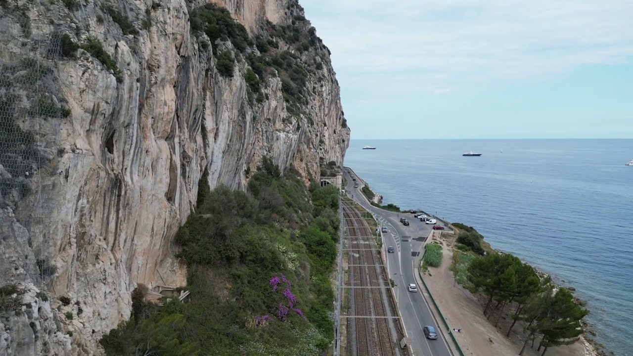 Côte d'Azur(法国里维埃拉)位于法国Côte d'Azur的山脉。视频素材