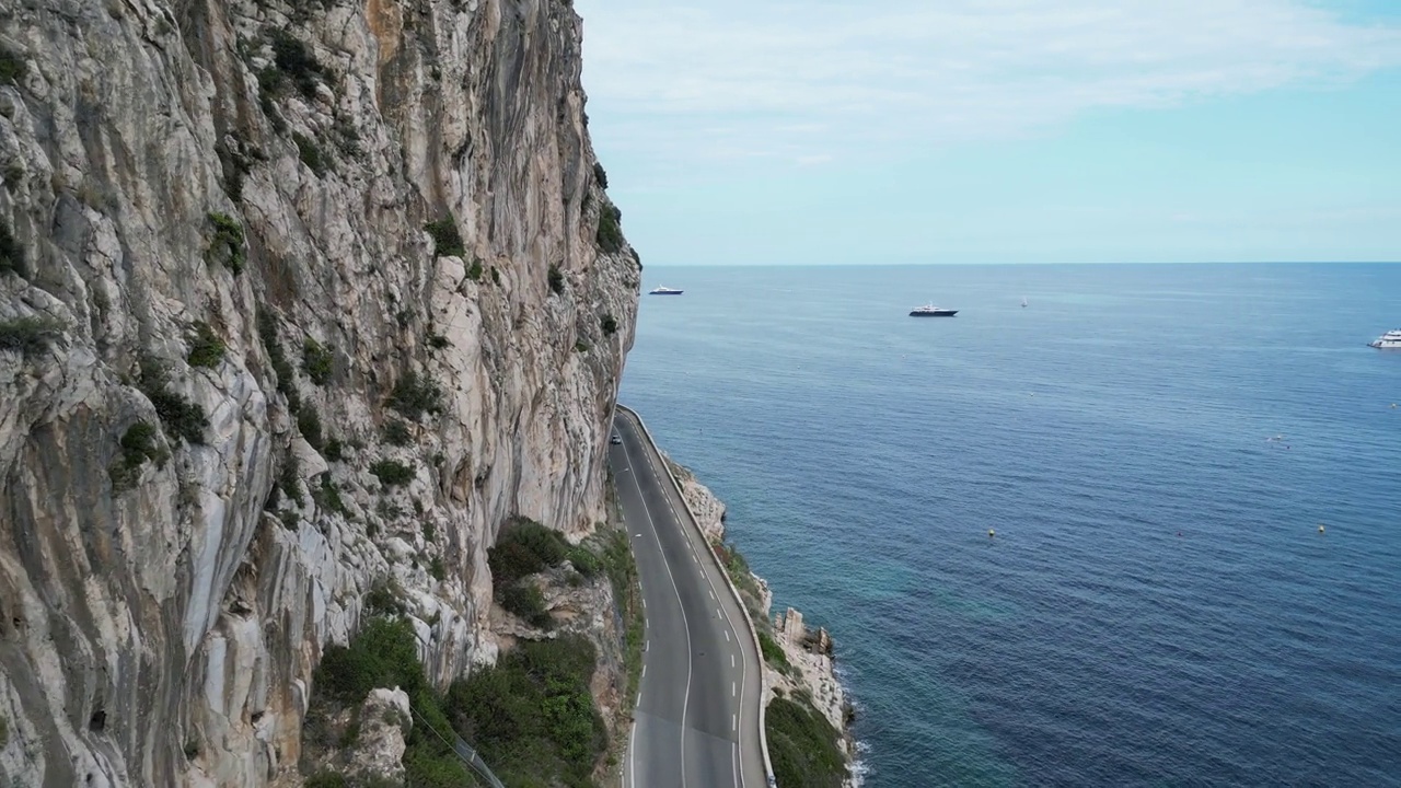 Côte d'Azur(法国里维埃拉)位于法国Côte d'Azur的山脉。视频下载