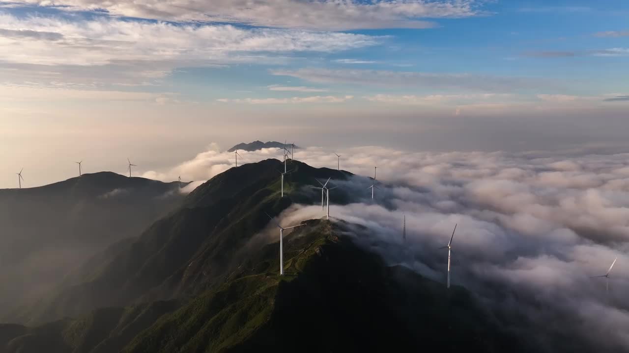 山上风发云海日出美视频素材