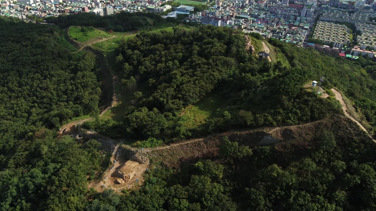 京畿山和城市景观/京畿区，仁川，韩国视频素材