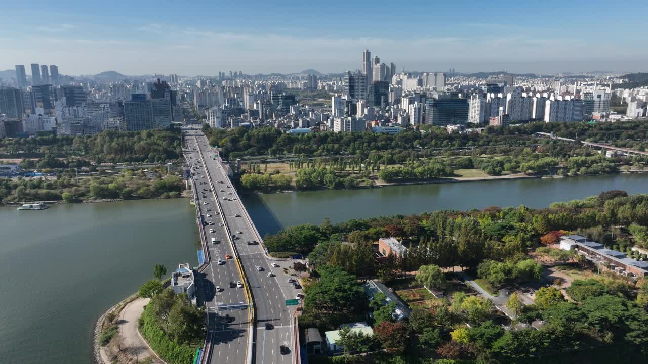 杨花桥、奥林匹克高速公路及周边/韩国首尔永登浦区视频素材